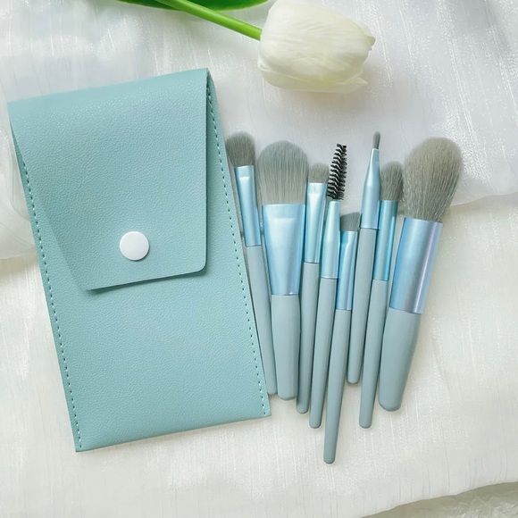 Makeup Brush Set - Bridal Shower Favors - Picture 12 of 12
